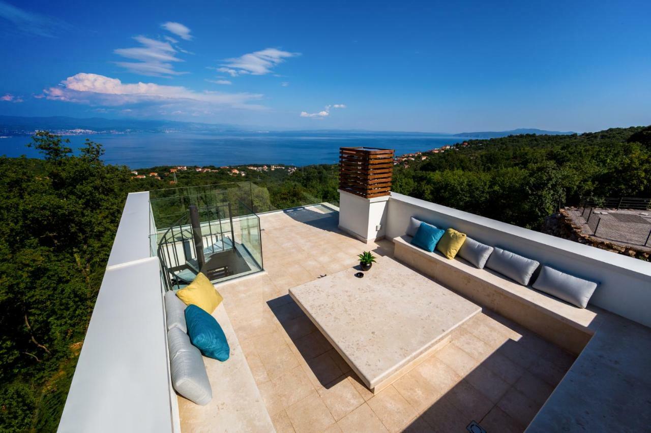 Villa Altavista - Seaview & Relax With Heated Pool & Minigolf Abbazia Esterno foto