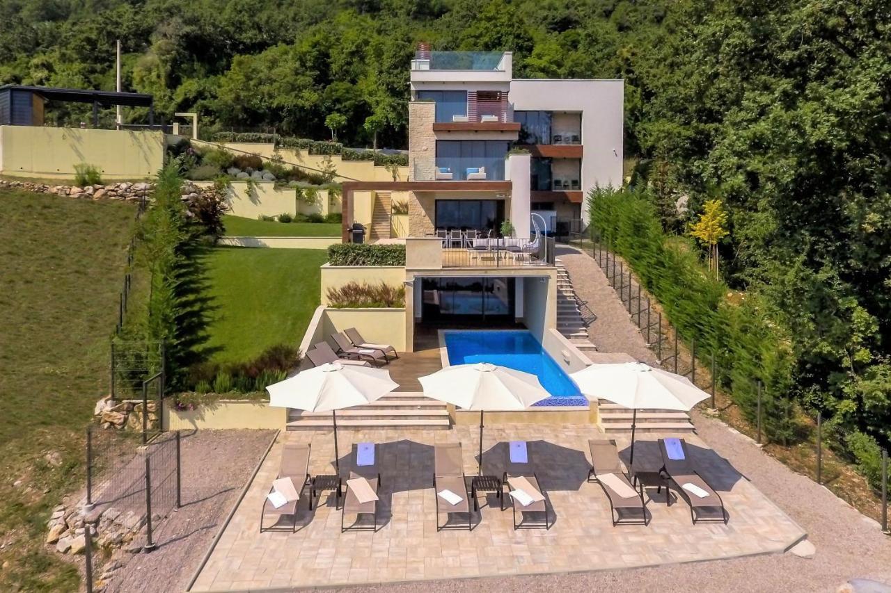 Villa Altavista - Seaview & Relax With Heated Pool & Minigolf Abbazia Esterno foto