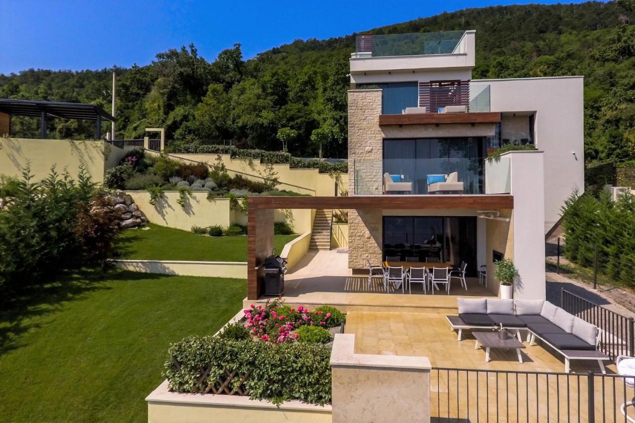 Villa Altavista - Seaview & Relax With Heated Pool & Minigolf Abbazia Esterno foto